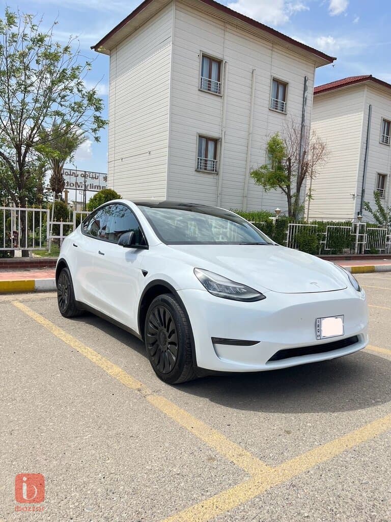 Tesla Model Y Long Range