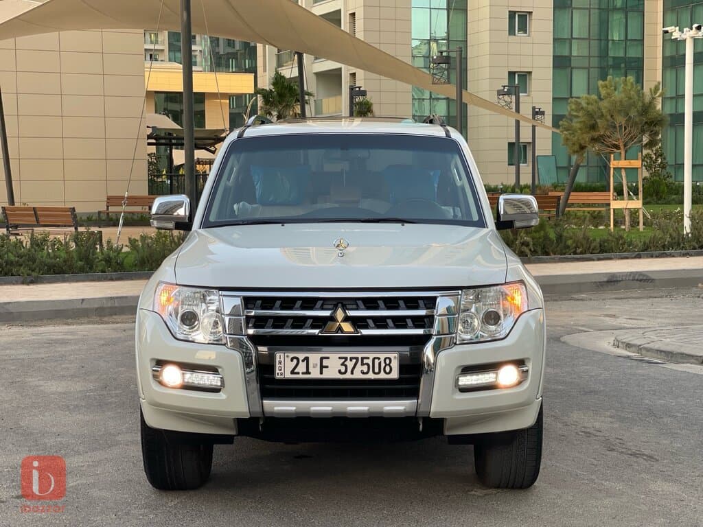Mitsubishi Pajero GLS 14