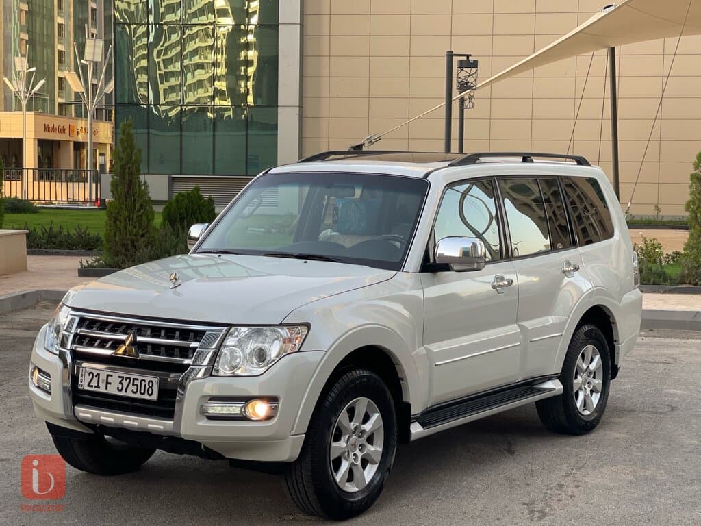 Mitsubishi Pajero GLS 15