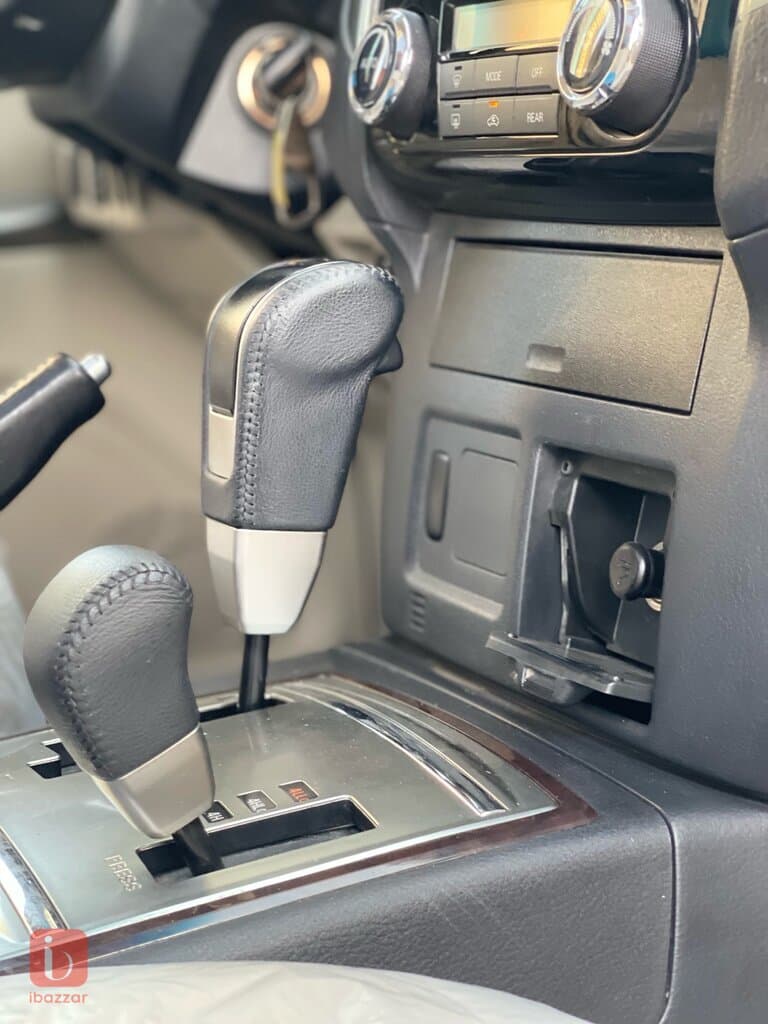 Mitsubishi Pajero GLS 5