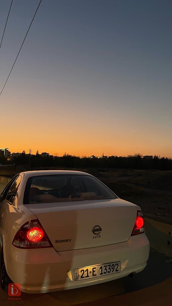 Nissan Sunny 2