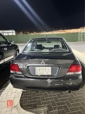 Mitsubishi Lancer GLX 2
