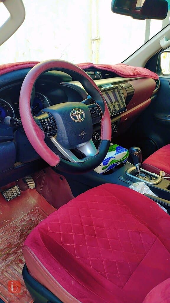 Toyota Hilux 4