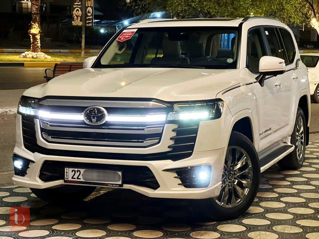 Toyota Land Cruiser GXR Limited 4