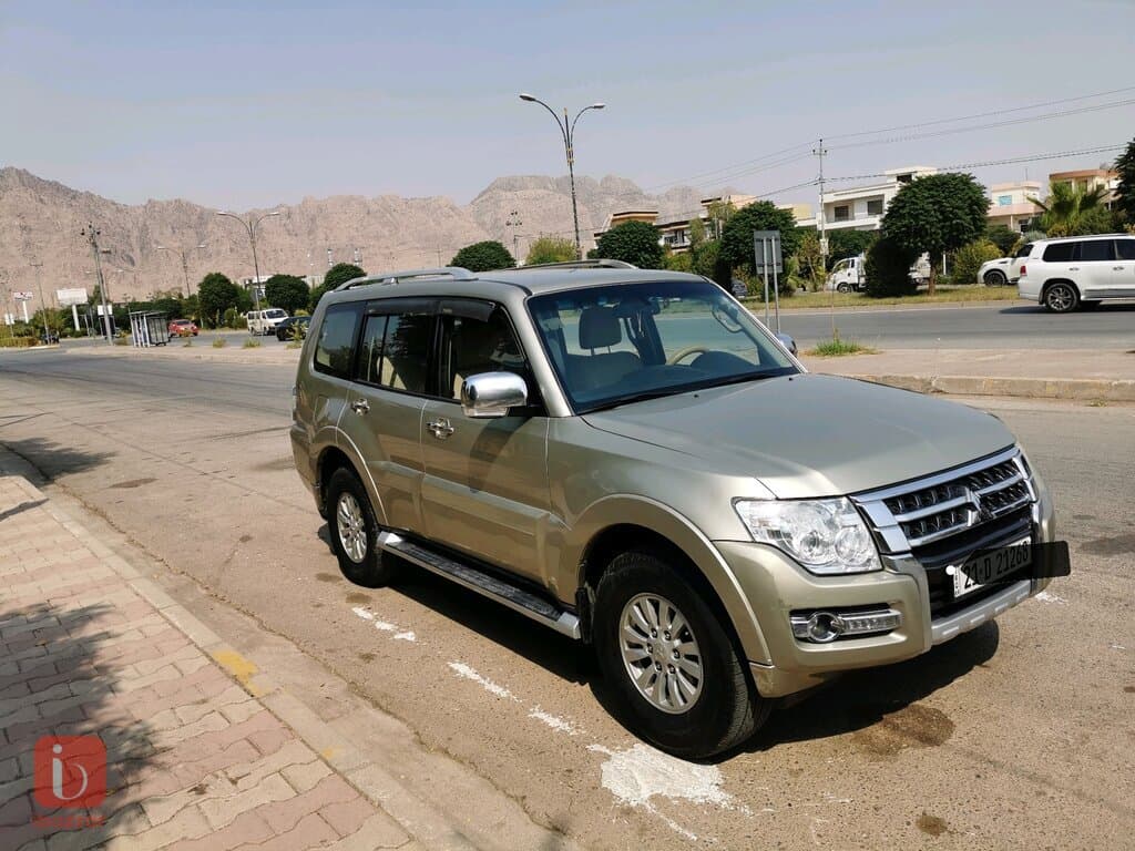 Mitsubishi Pajero GLS