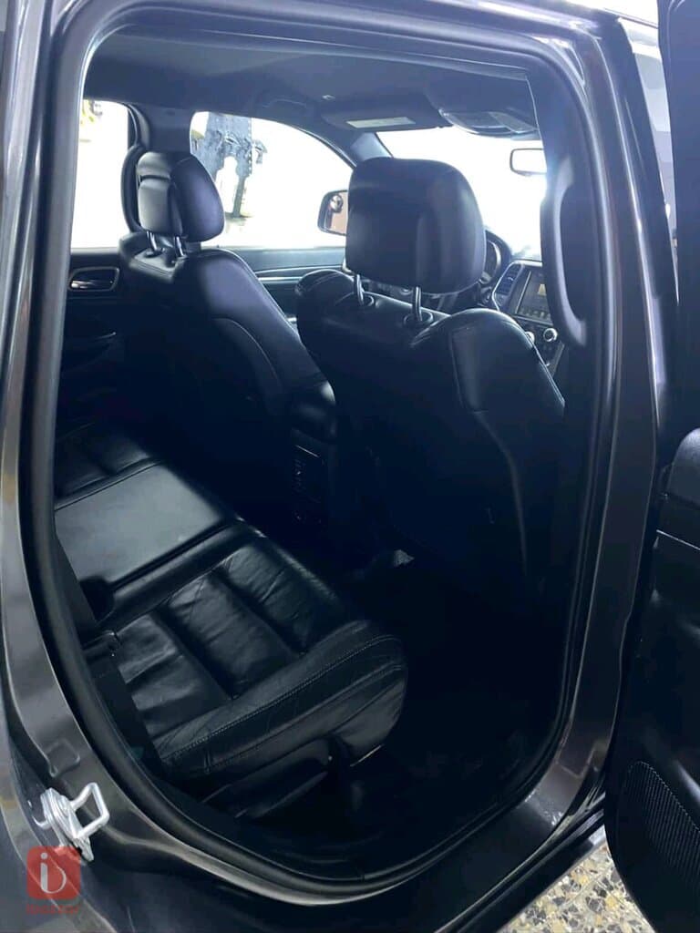 Jeep Grand Cherokee Limited 5