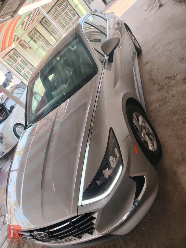 Hyundai Sonata Standard