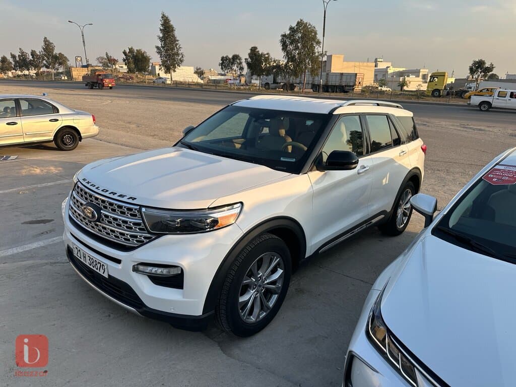 Ford Explorer Limited 3