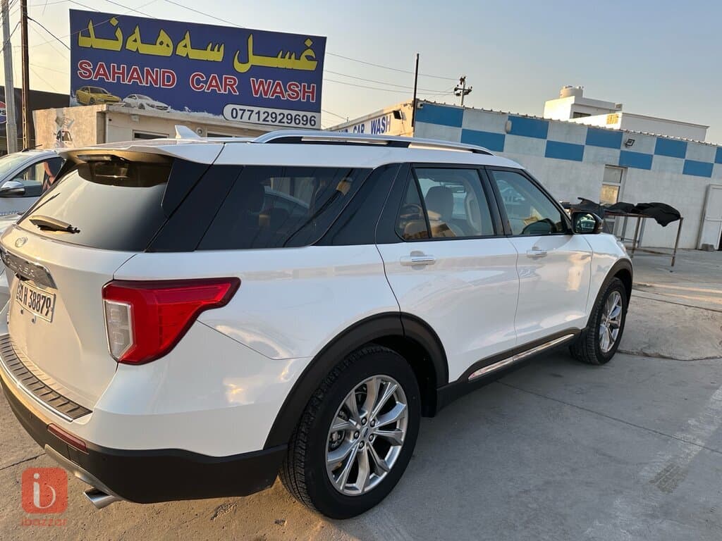 Ford Explorer Limited 5