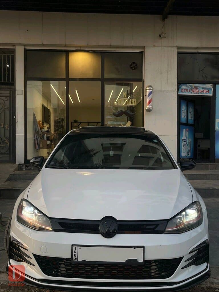 Volkswagen Golf GTI