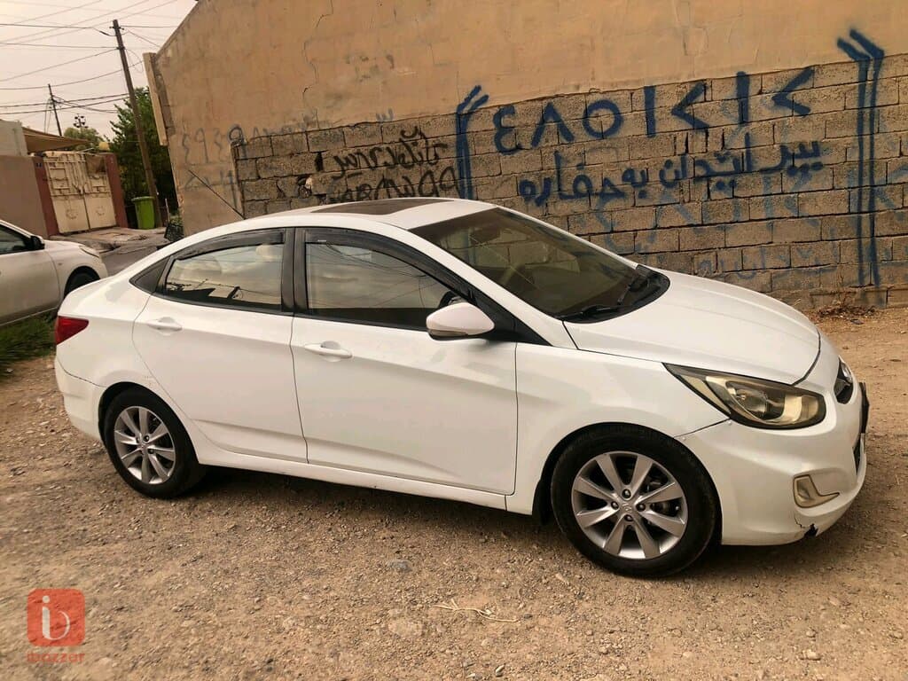 Hyundai Accent GLS TOP 5