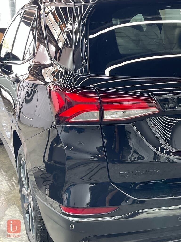 Chevorlet Equinox Premier 8