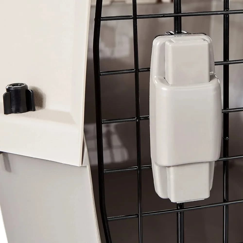 Pet Carrier Kennel with Metal Wire Ventilation 5
