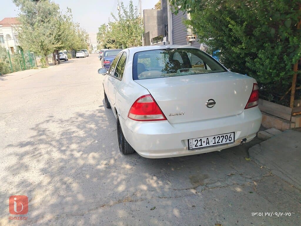 Nissan Sunny 6
