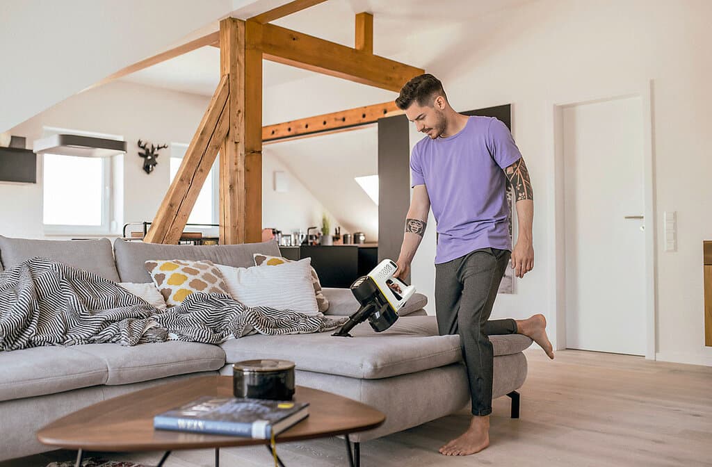 Karcher Cordless Vacuum Cleaner - VC4 3