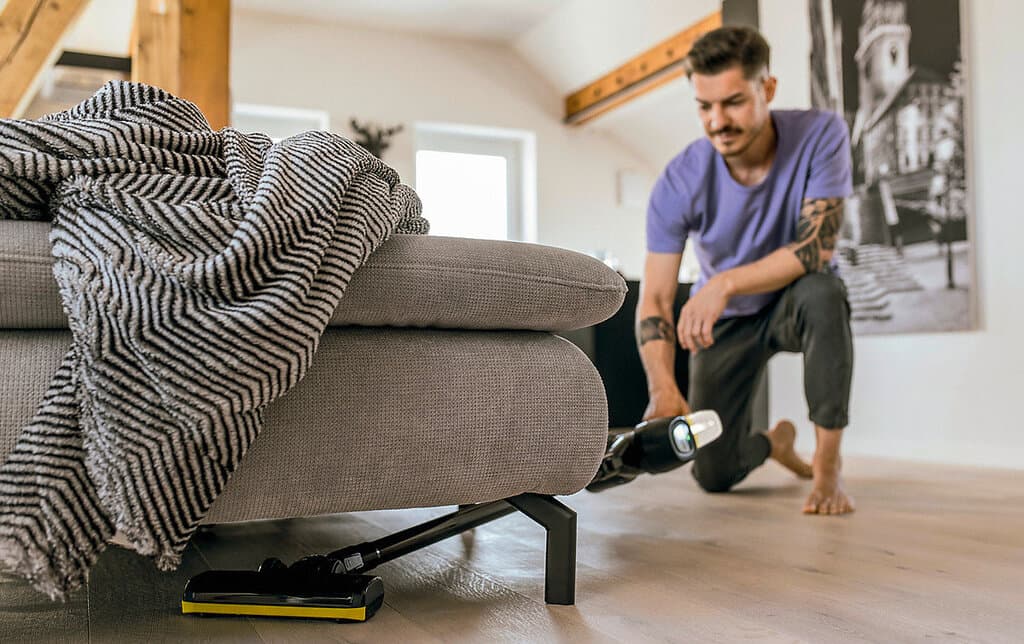 Karcher Cordless Vacuum Cleaner - VC4 4