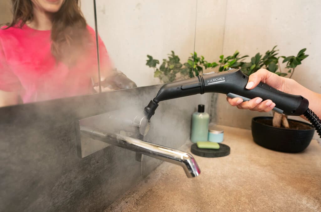 Karcher Steam Cleaner - SC2 4