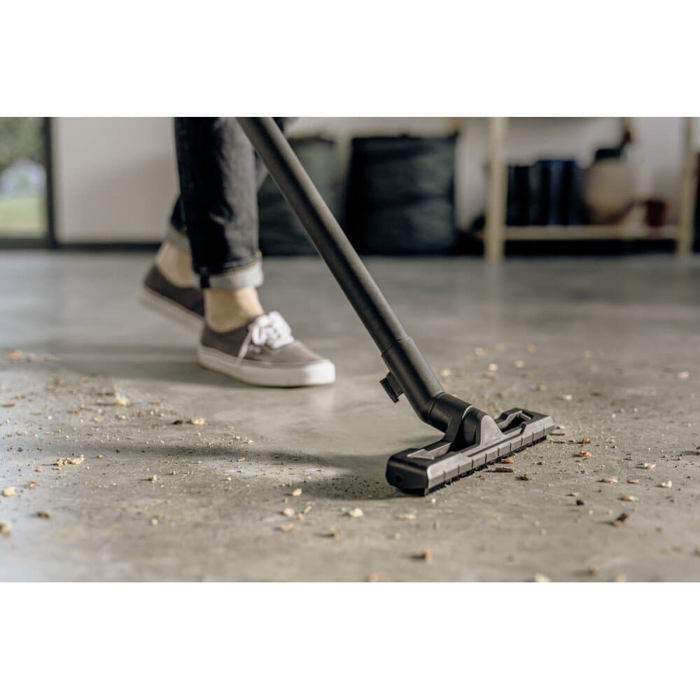 Karcher Vacuum Cleaner - WD2P 2