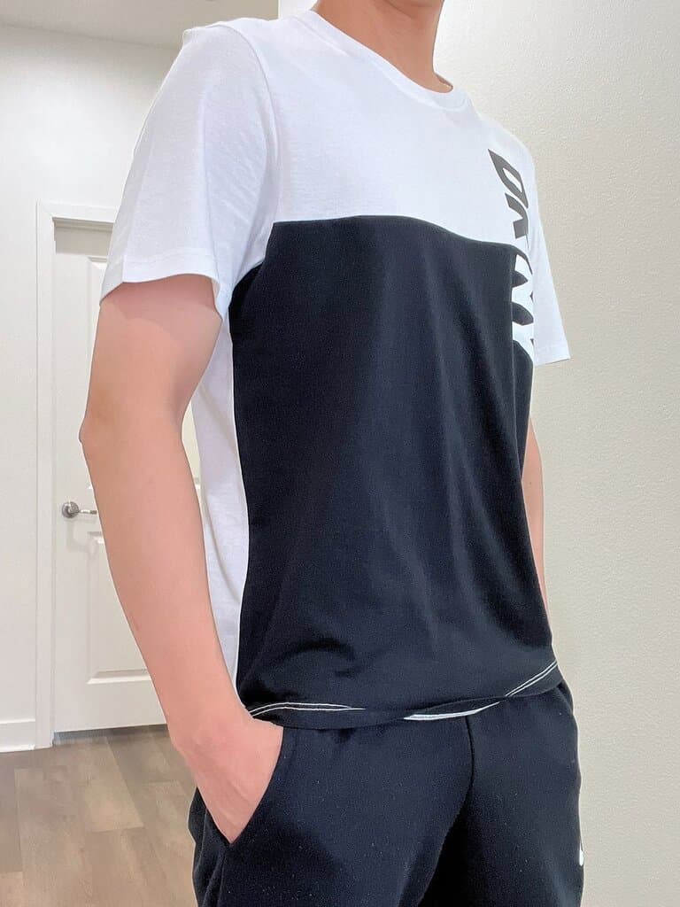 DKNY Men's T-Shirt/S 2