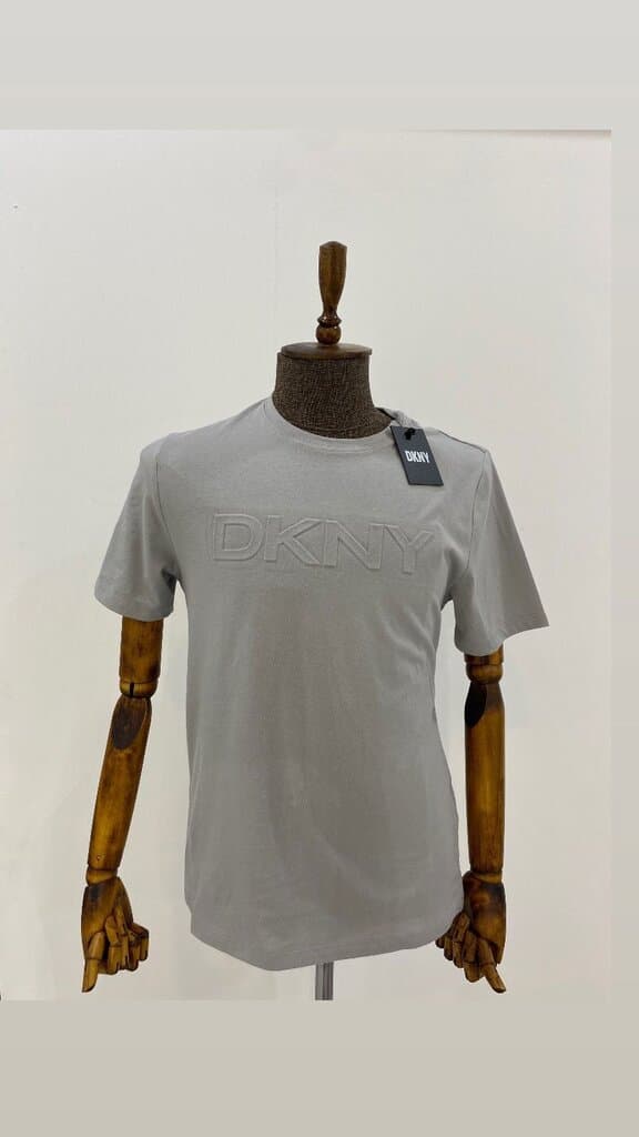 DKNY  MEN T shirt /S 3
