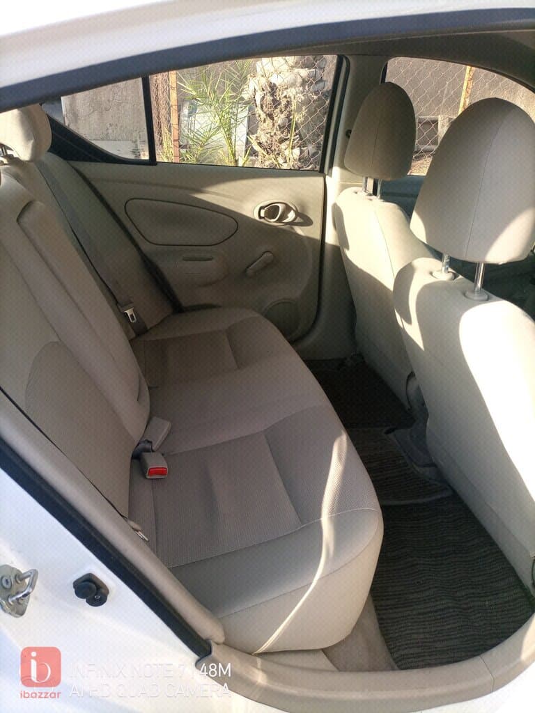 Nissan Sunny 5