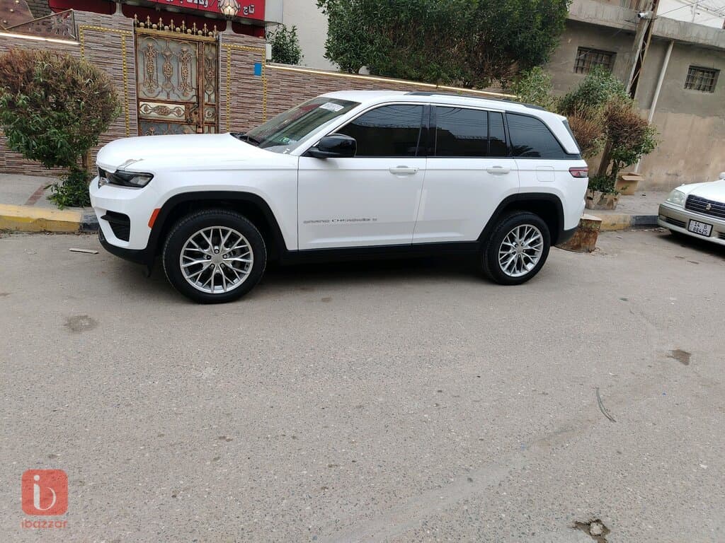 Jeep Grand Cherokee Laredo 1