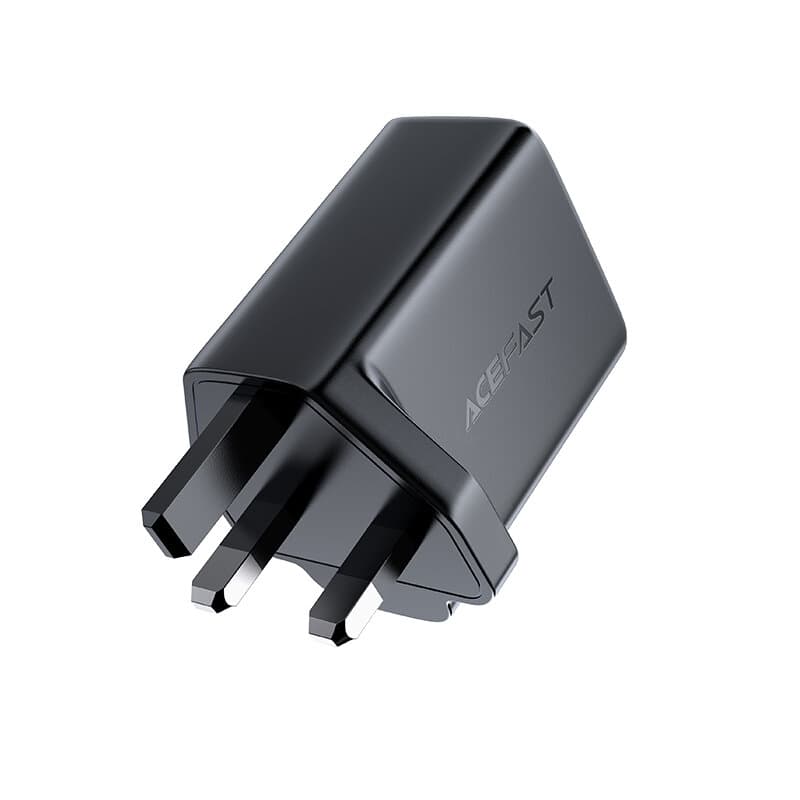 ACEFAST PD32W (USB-C+USB-A) charger 2