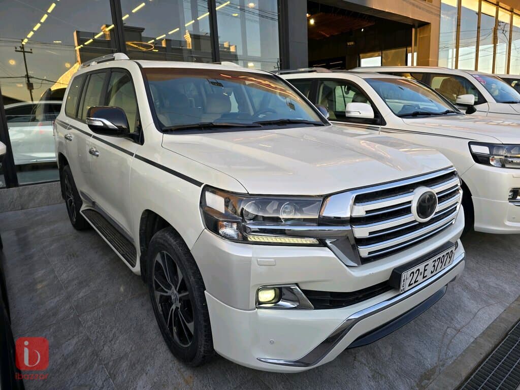 Toyota Land Cruiser GXR