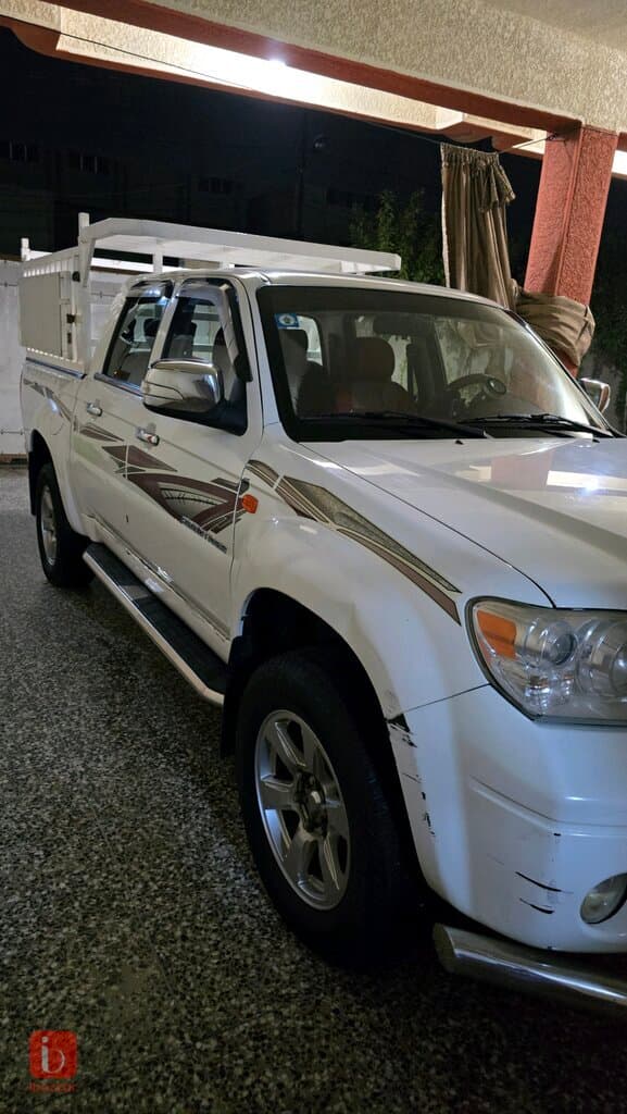 Toyota Hilux Double Cab GLX 5