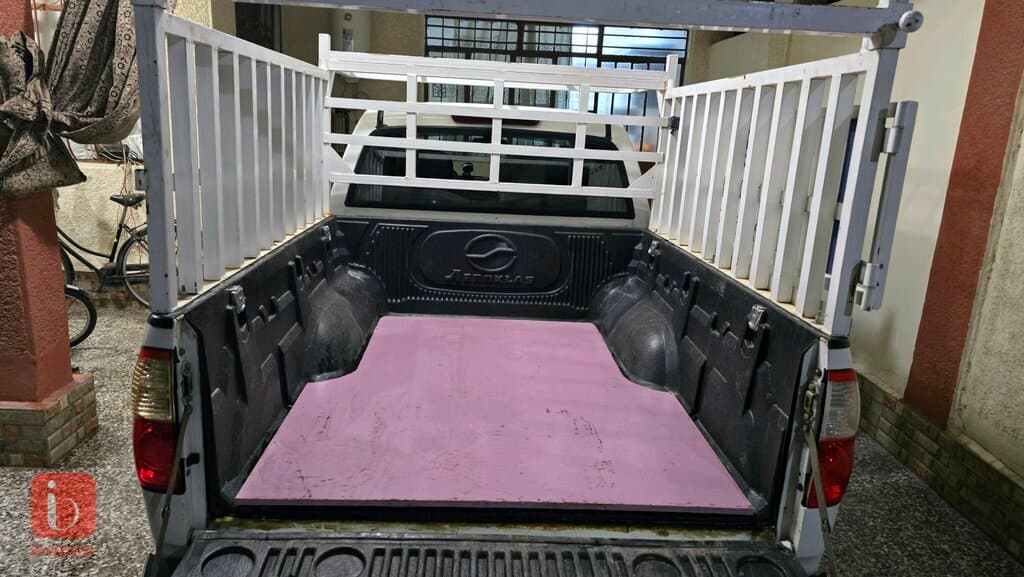 Toyota Hilux Double Cab GLX 6