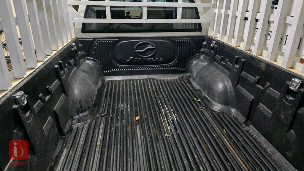 Toyota Hilux Double Cab GLX 7