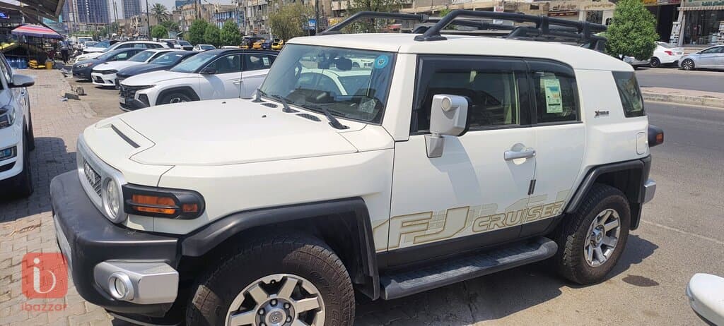 Toyota Fj Cruiser GXR 11