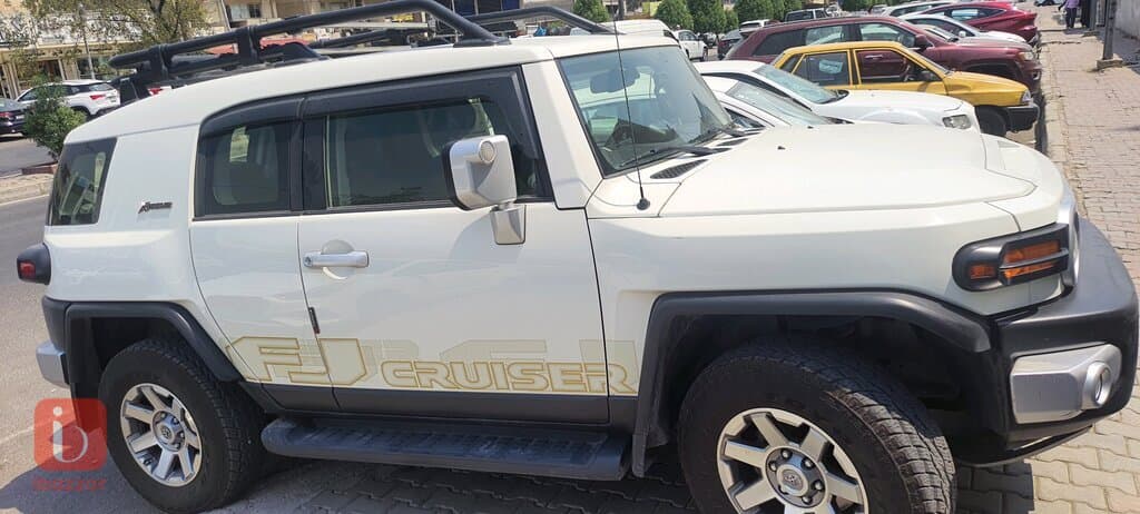 Toyota Fj Cruiser GXR 10