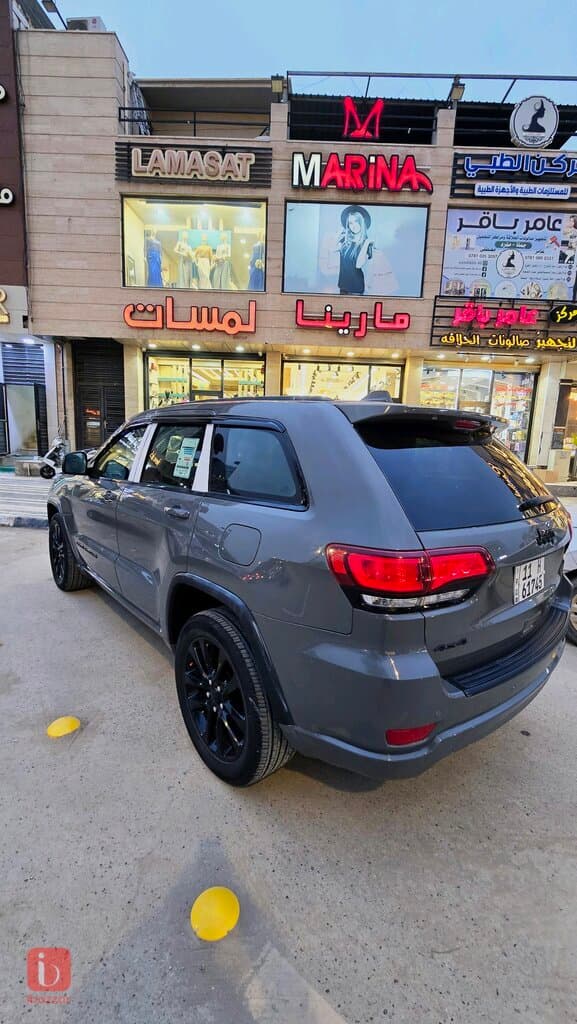 Jeep Grand Cherokee Black Top 4