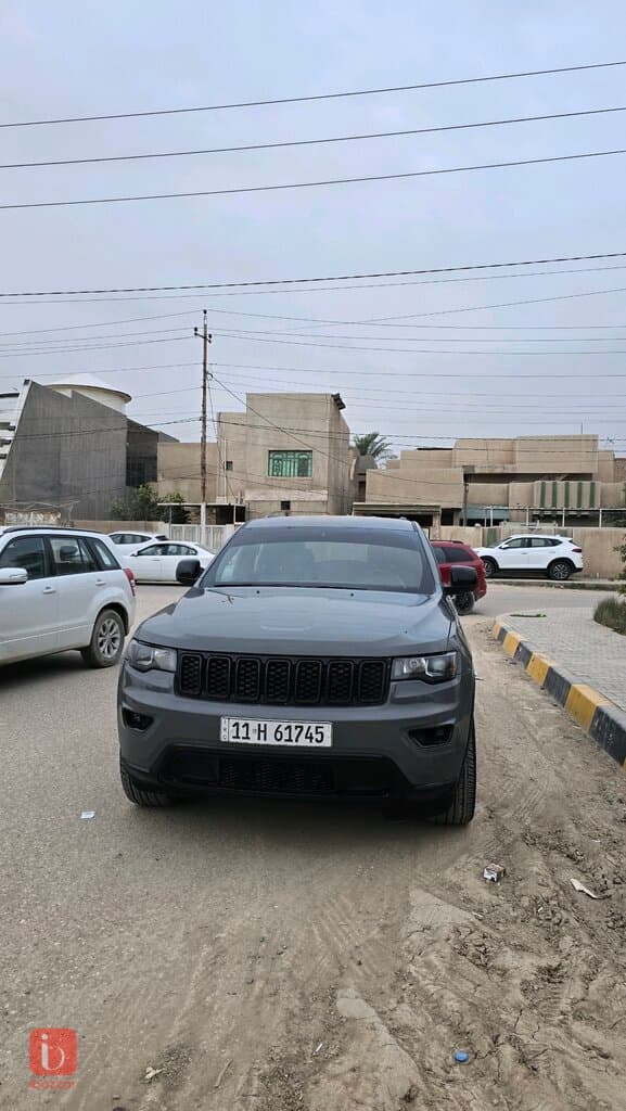 Jeep Grand Cherokee Black Top 8