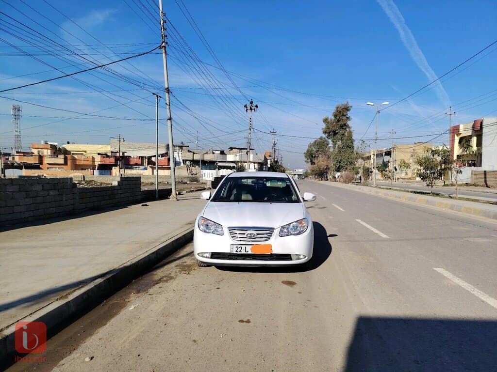 Hyundai Elantra Standard