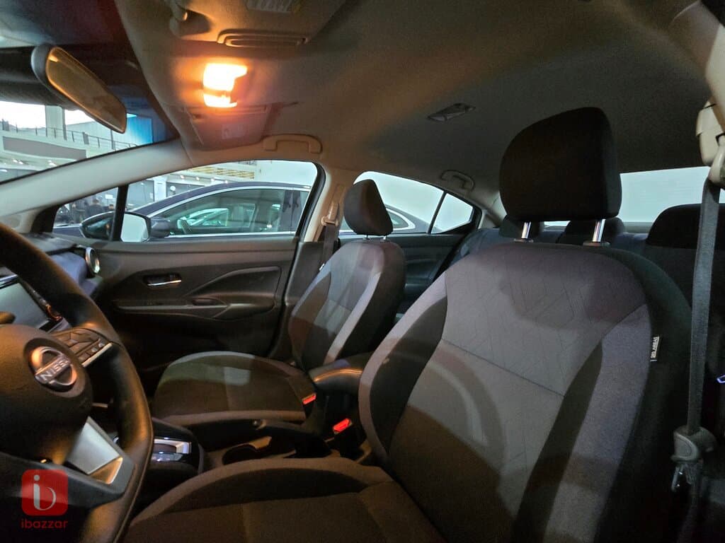Nissan Versa 7
