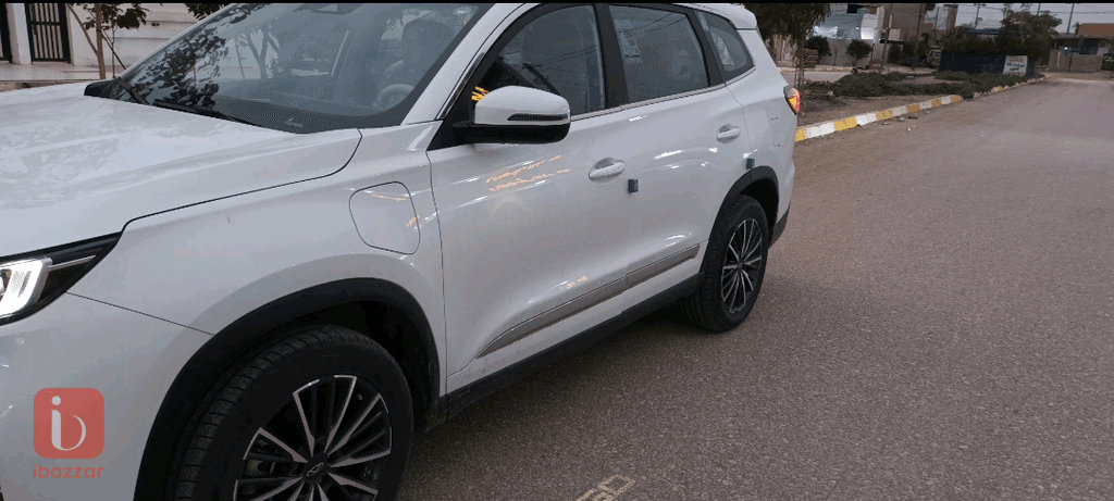 Chery Tiggo 8 4