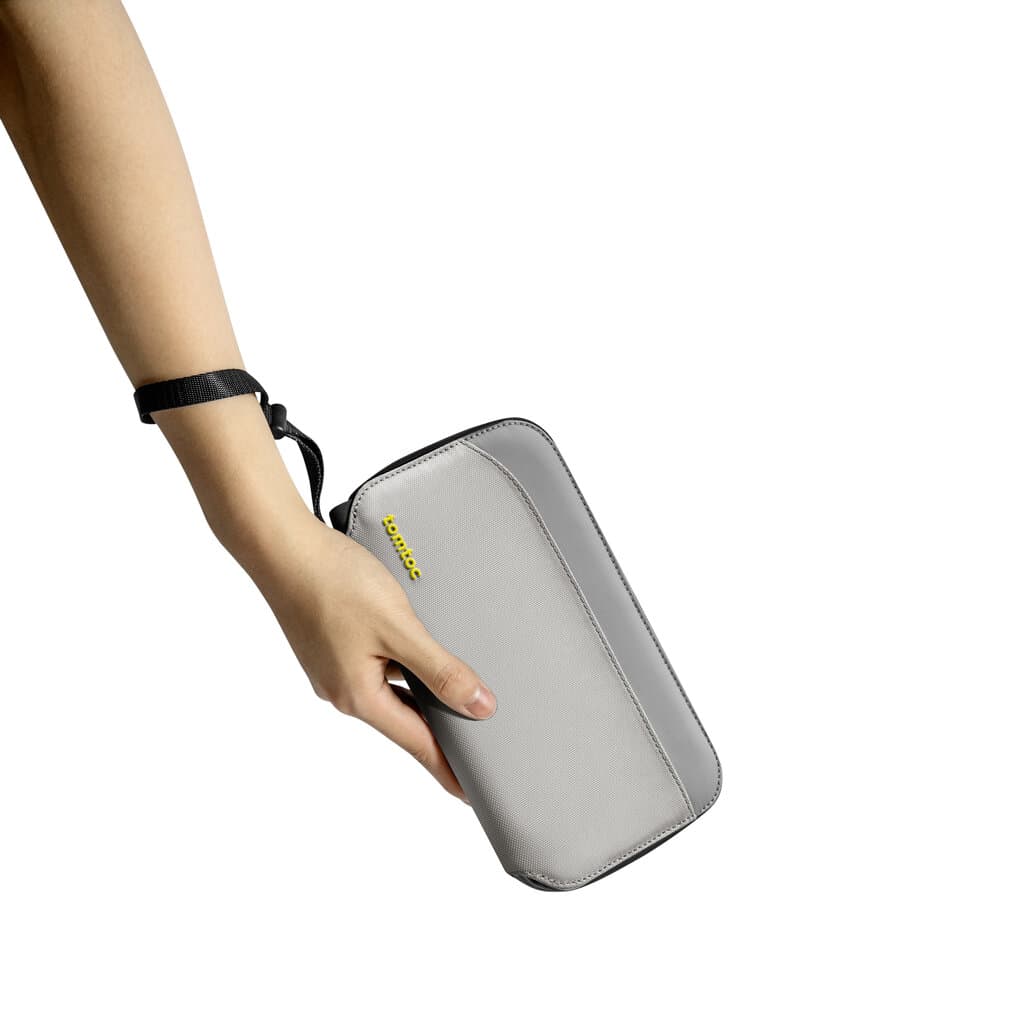 tomtoc Navigator-T03 Passport Bag 4 Passports 5