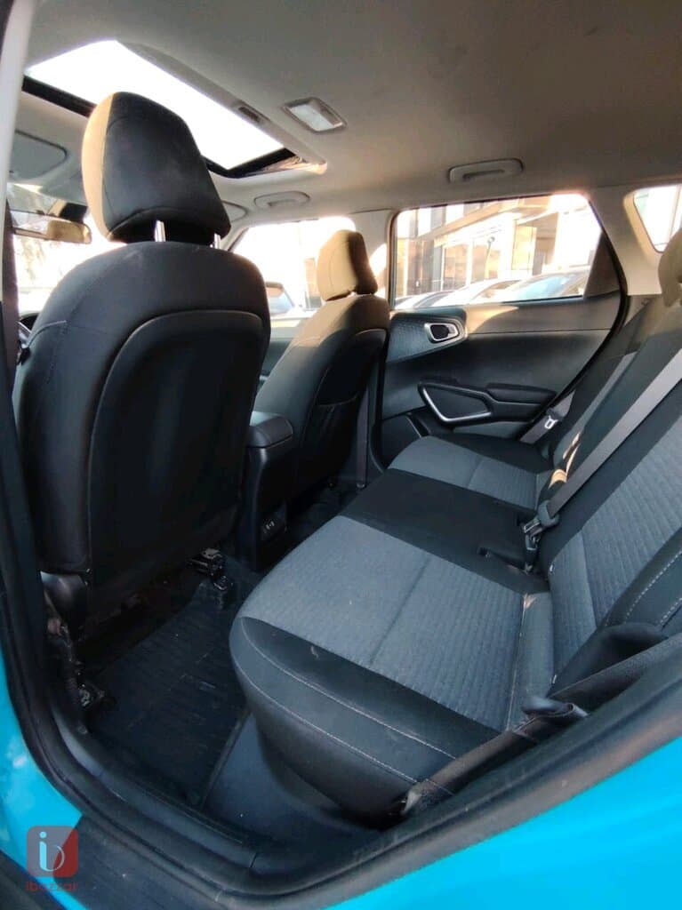 KIA Soul EX 7