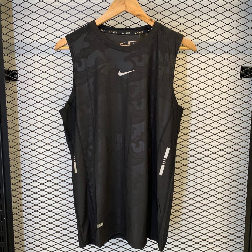 Nike Men's Sleeveless Workout Top - Black (M) 2