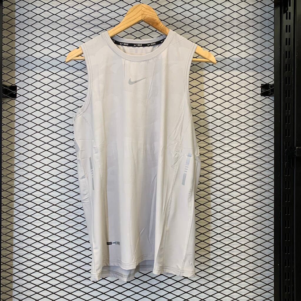 Nike Sleeveless Men's Workout Top - Light Gray (M)