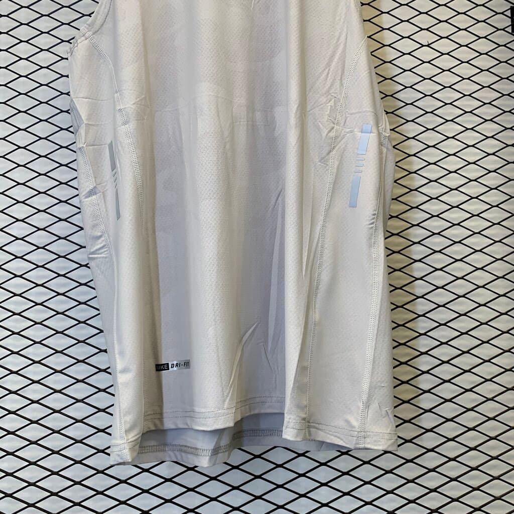 Nike Sleeveless Men's Workout Top - Light Gray (M) 3