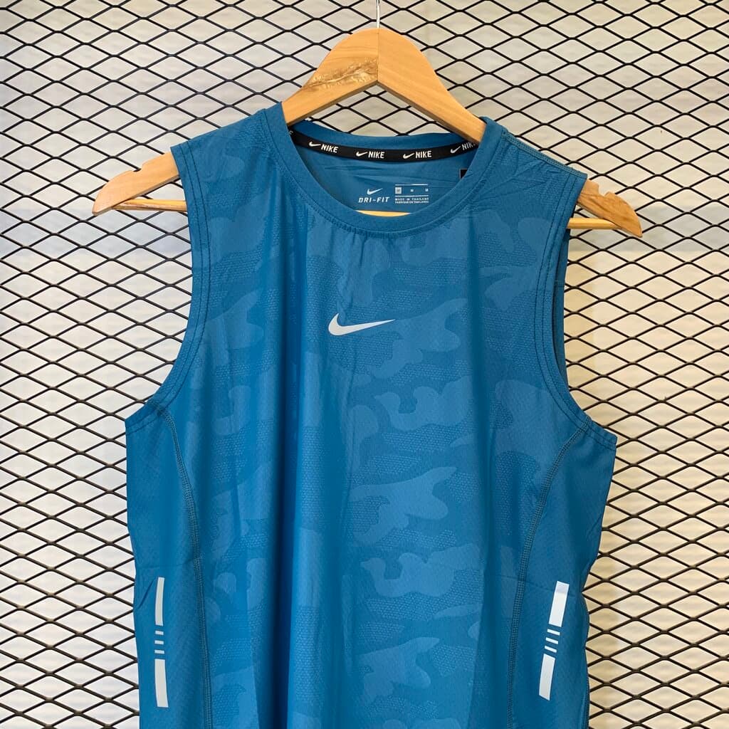 Nike Sleeveless Men's Workout Top - Blue (M) 2