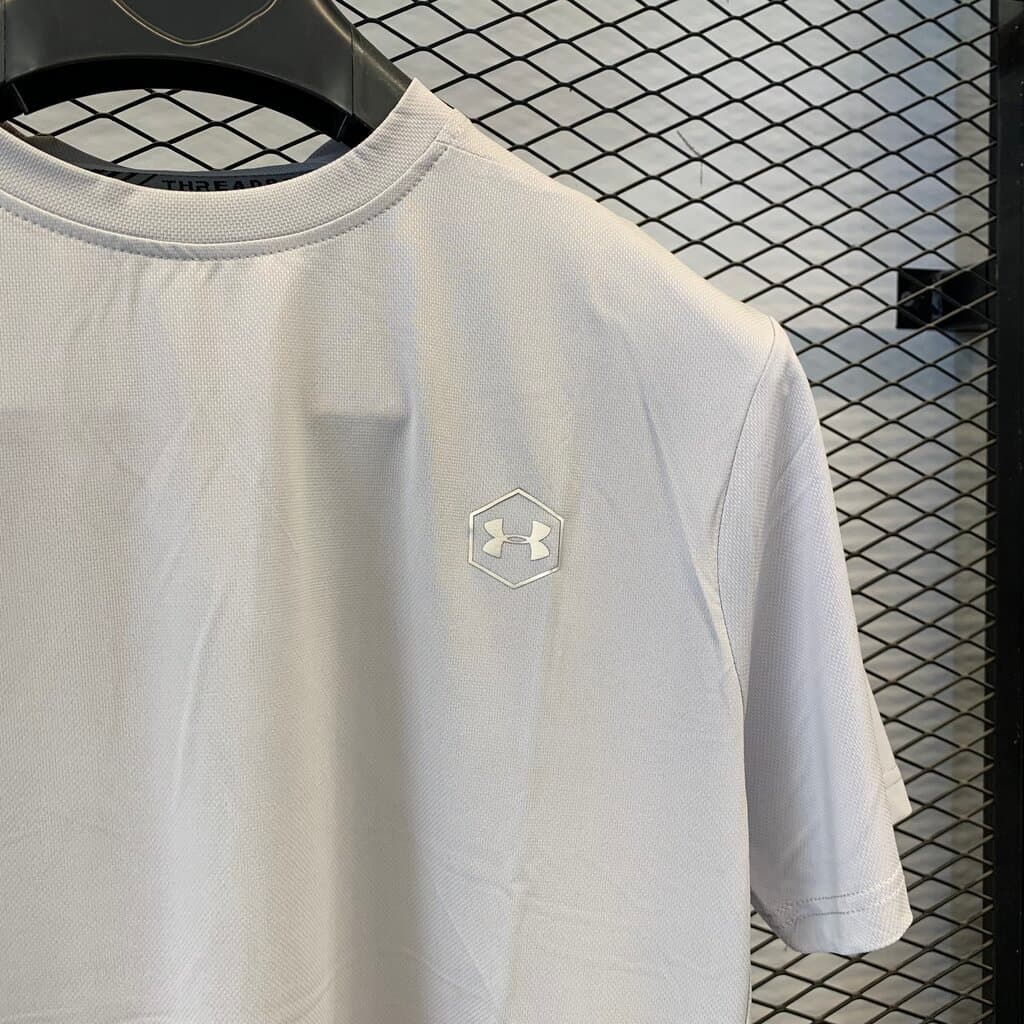 Under Armour Men's Activewear Top - Light Gray (M) 4