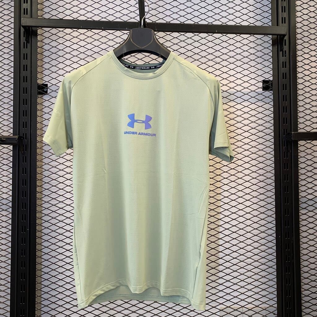 Under Armour Men's Activewear Top - Green (M)