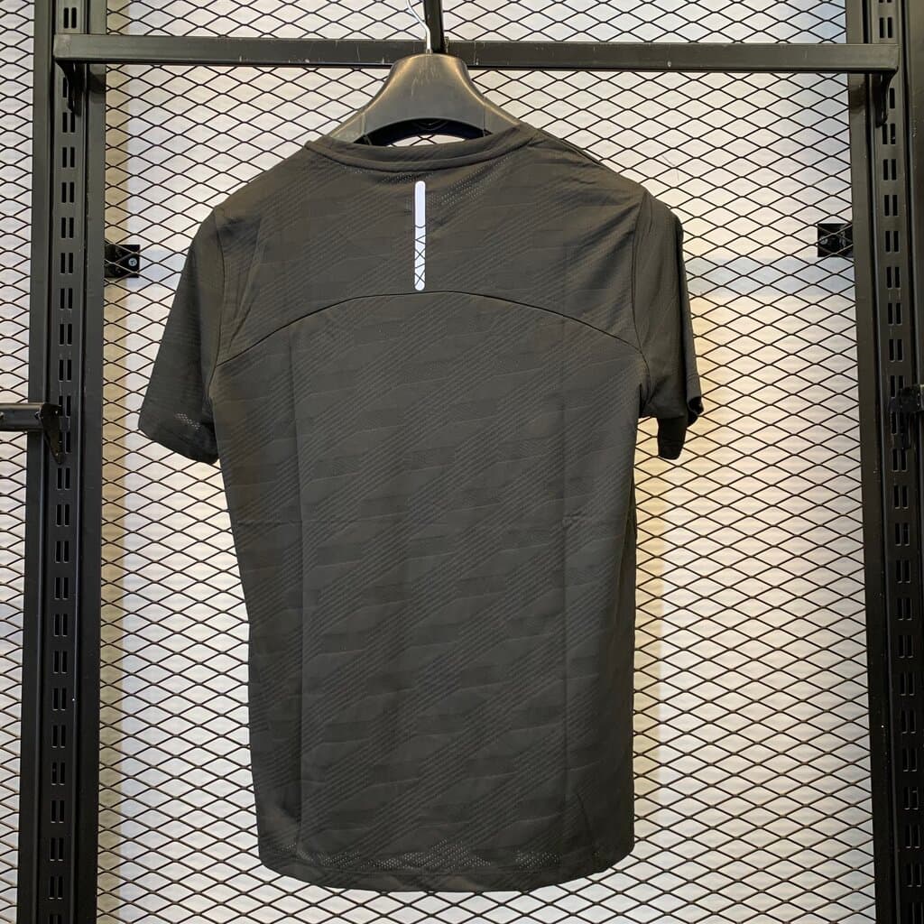 The North Face Men's Activewear Top - Black (M) 5