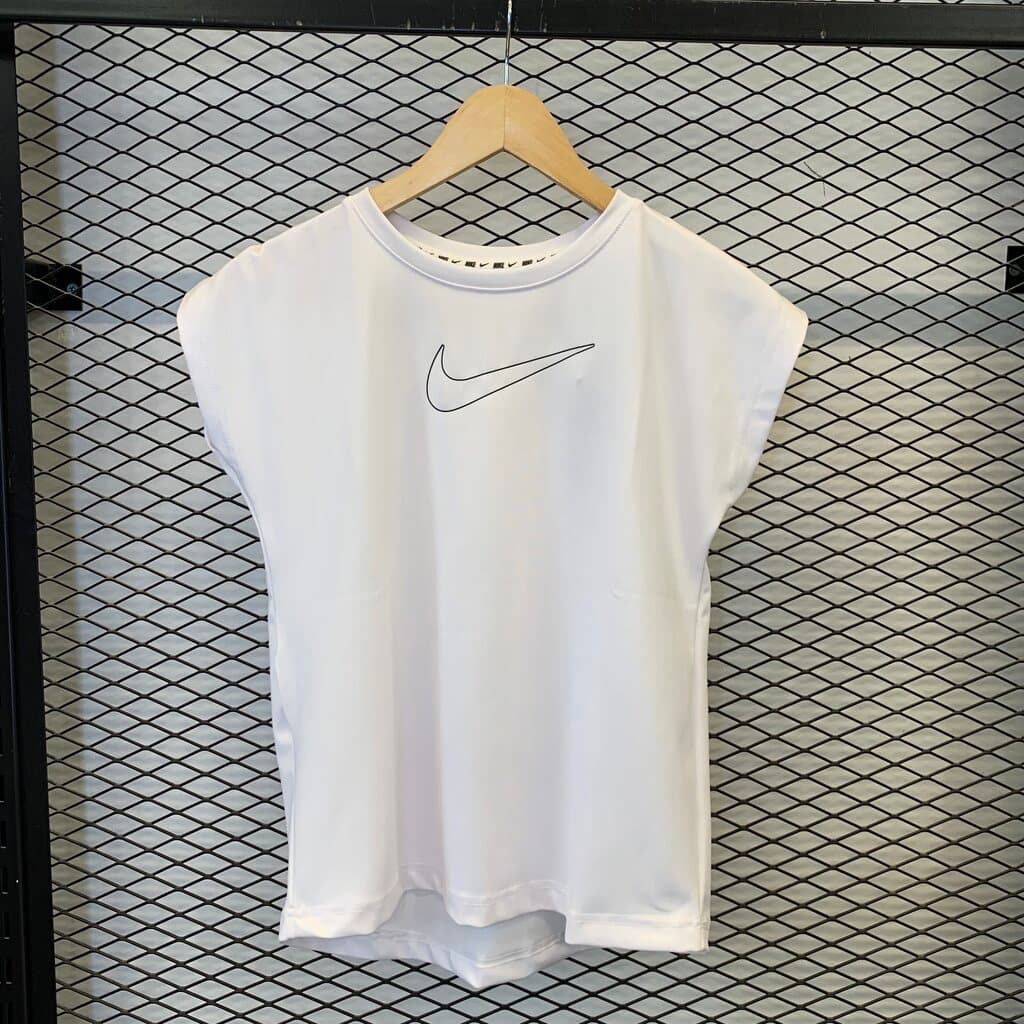 Nike Women's Activewear T - Shirt - White (S) 2