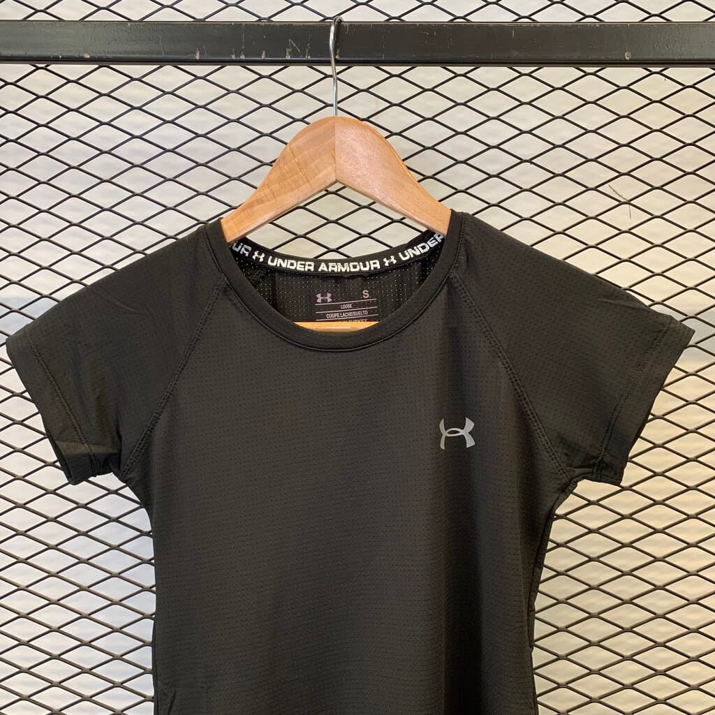 Under Armour Women's Activewear T - Shirt - Black (S) 3