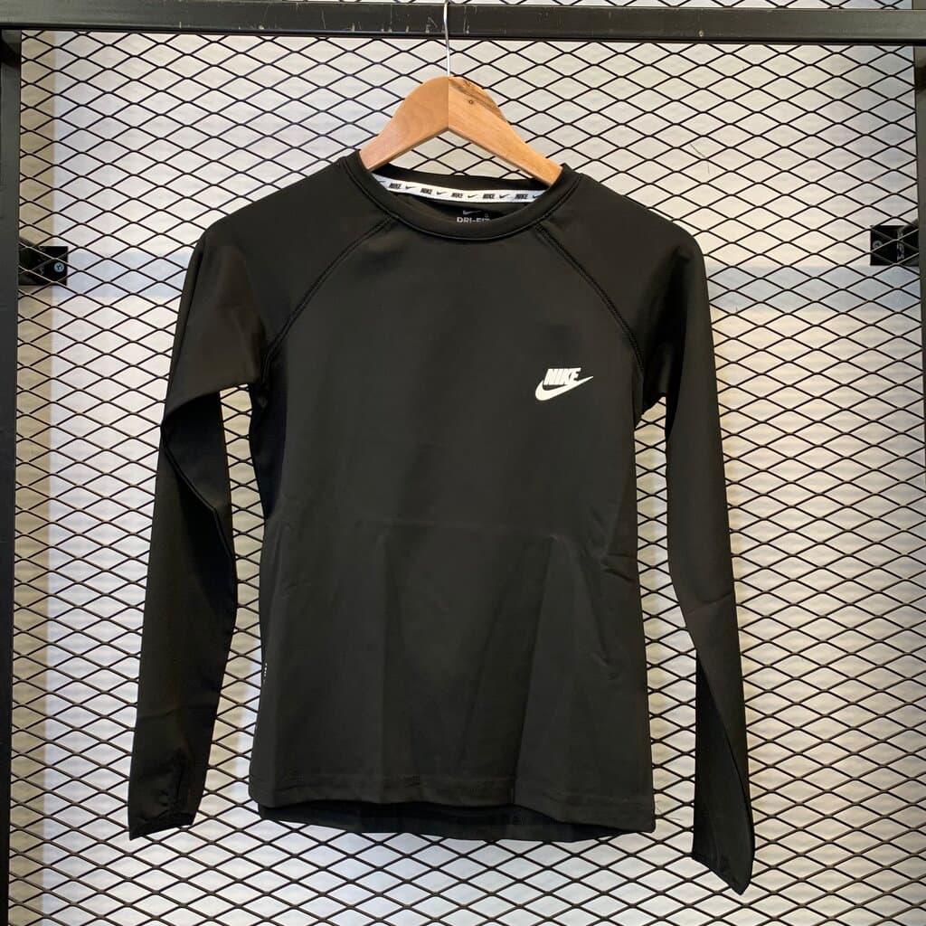 Nike Women's Activewear Blouse - Black (S)